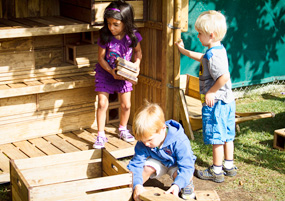 Kids playing with blocks